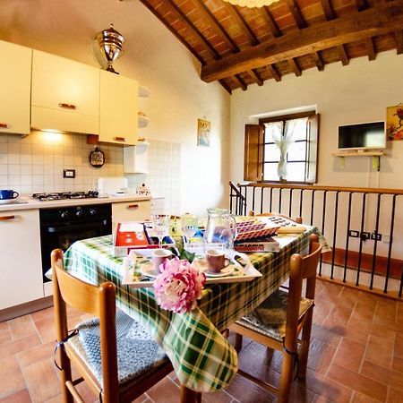Podere Di Mero Casolare Buti ภายนอก รูปภาพ