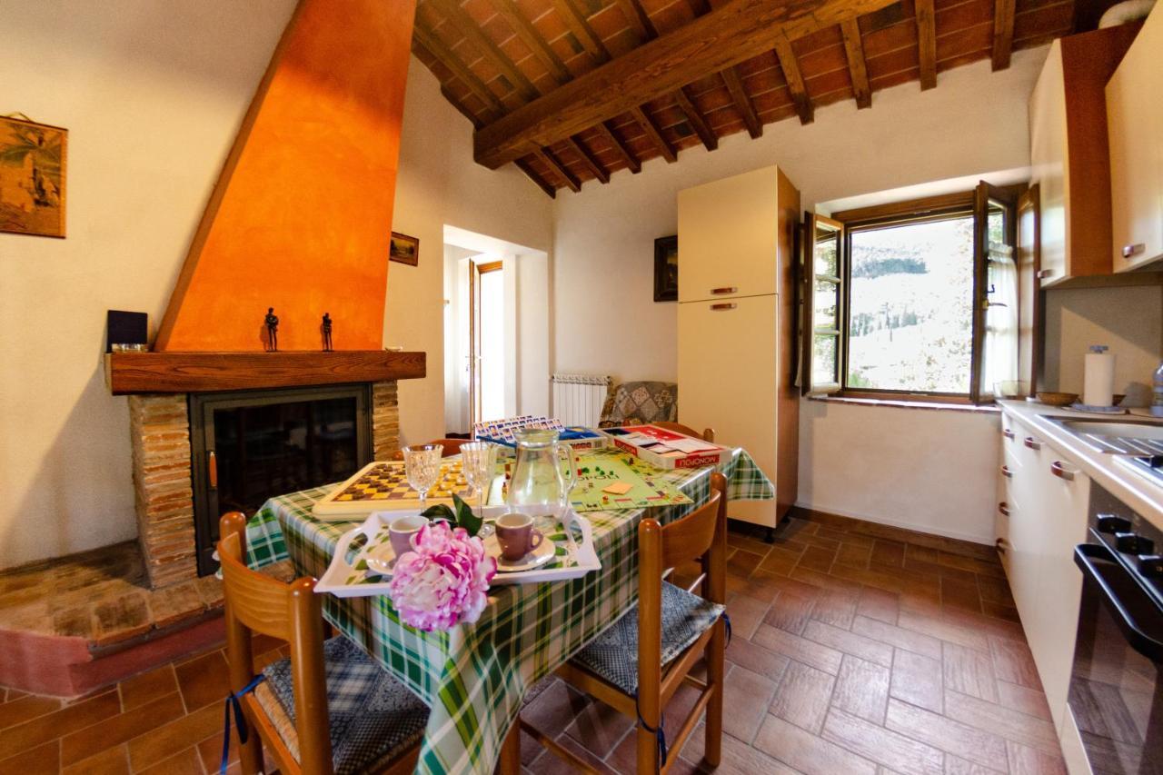 Podere Di Mero Casolare Buti ภายนอก รูปภาพ